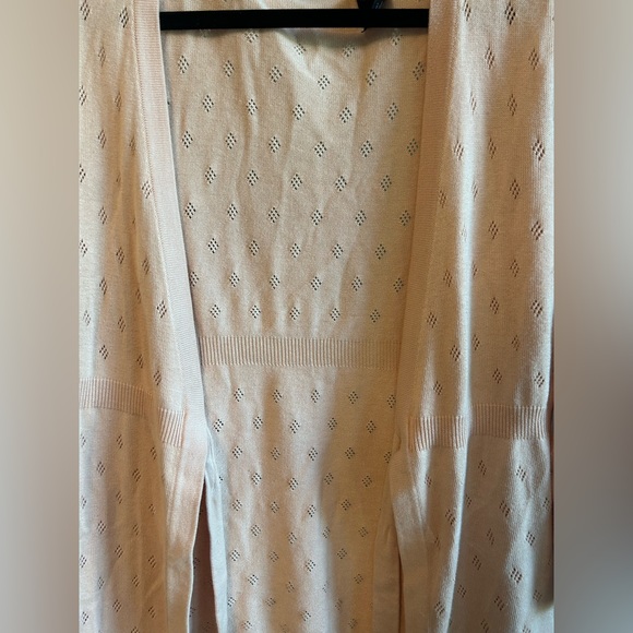 Axcess (A Liz Claiborne Company) Sweater Set - Picture 13 of 14